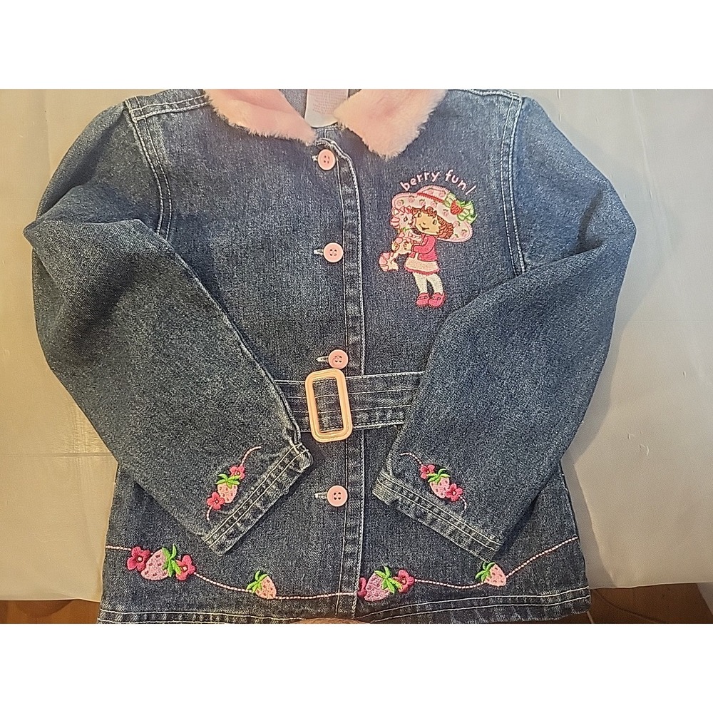 Vtg Strawberry Shortcake Denim Jean Jacket ‎ w/ Faux Fur Collar Girls Size 7 Y2k